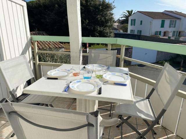 Appartement En Duplex Avec Balcon, 5 Minutes Plage Et Centre Village La Couarde-sur-Mer Exterior foto